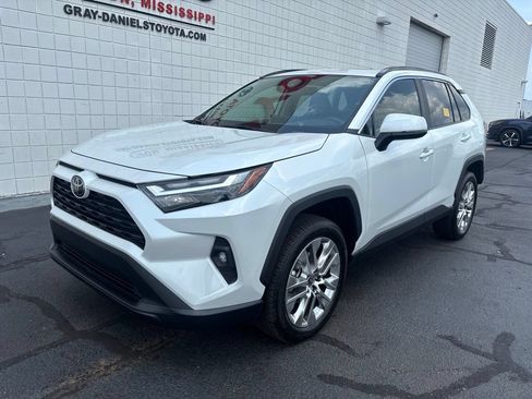 Used 2025 Toyota RAV4 XLE Premium w/ Weather Package AWD/4WD image 1