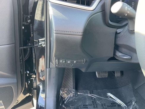 New 2026 Toyota Corolla Cross LE image 32