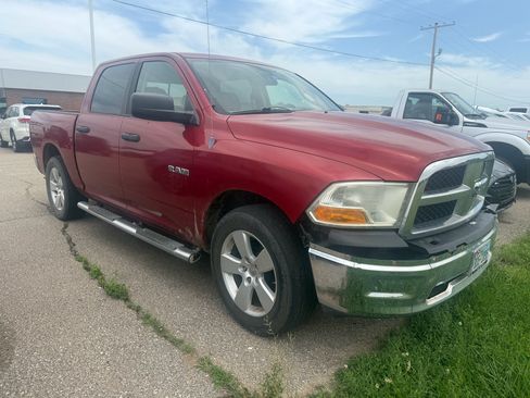 Used 2009 Dodge Ram 1500 Truck SLT RWD image 2