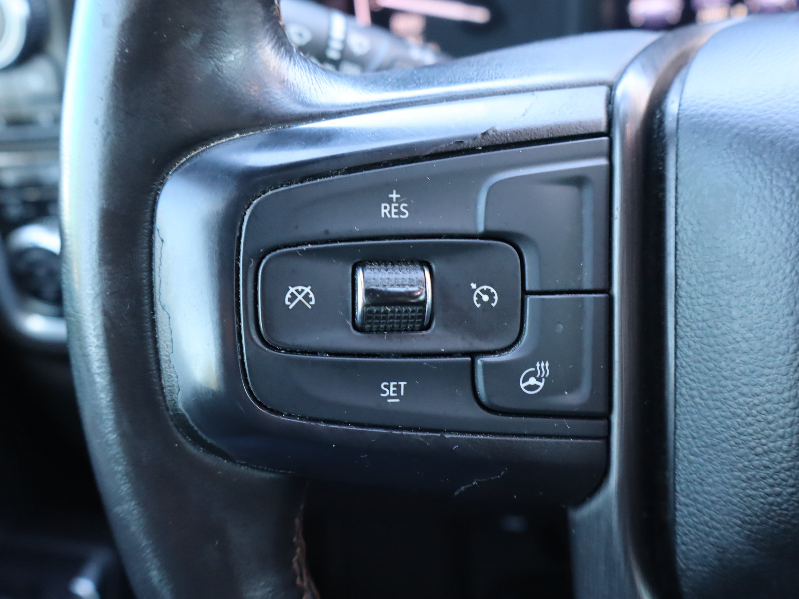 Used 2021 GMC Sierra 1500 AT4 w/ AT4 Preferred Package AWD/4WD image 24