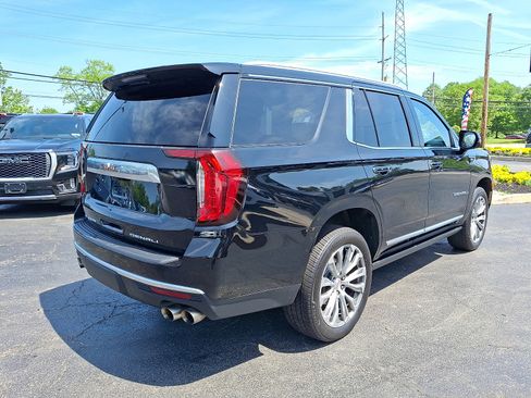 Used 2021 GMC Yukon Denali w/ Denali Premium Package AWD/4WD image 6