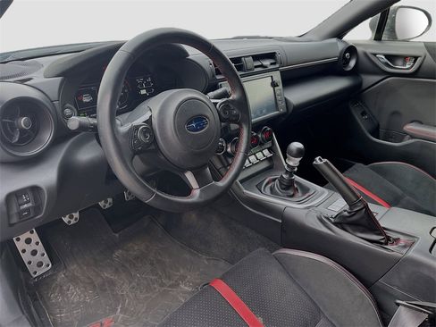 Used 2024 Subaru BRZ Limited w/ Popular Package 2 image 9