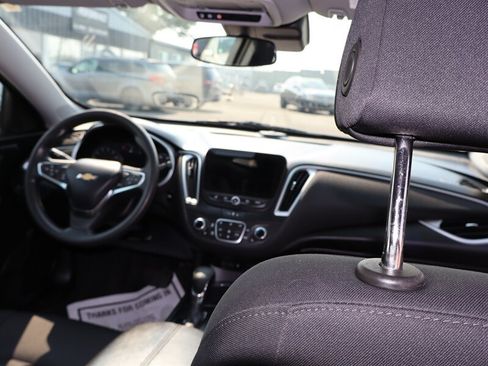 Used 2023 Chevrolet Malibu LT FWD image 10