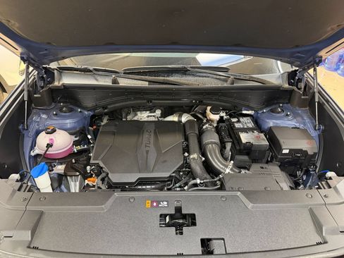 Used 2025 Hyundai Santa Fe SEL FWD image 30