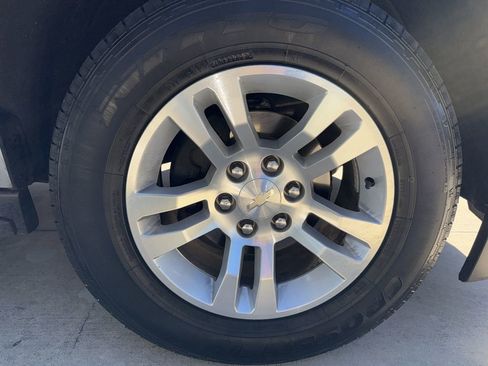 Used 2020 Chevrolet Tahoe LT image 43