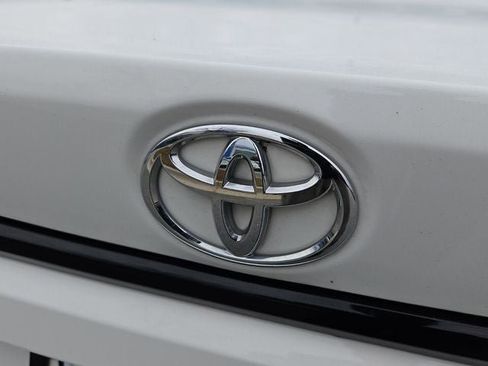 Used 2024 Toyota Corolla LE image 34