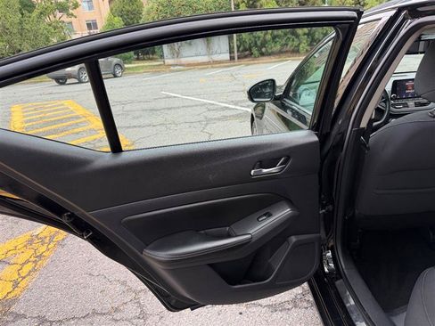 Used 2019 Nissan Altima 2.5 SV AWD/4WD image 33