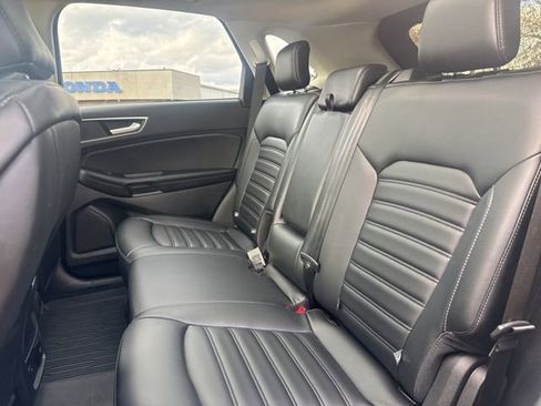 Used 2023 Ford Edge SEL w/ Convenience Package image 23