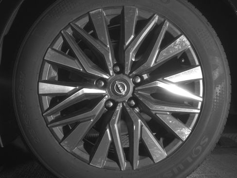 Used 2025 Nissan Altima 2.5 SV image 14