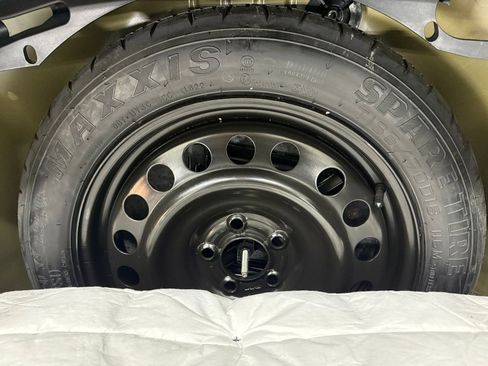 Used 2022 Ford Explorer ST image 60