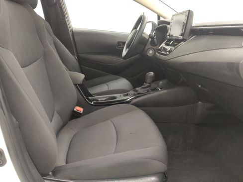 Used 2022 Toyota Corolla LE FWD image 21