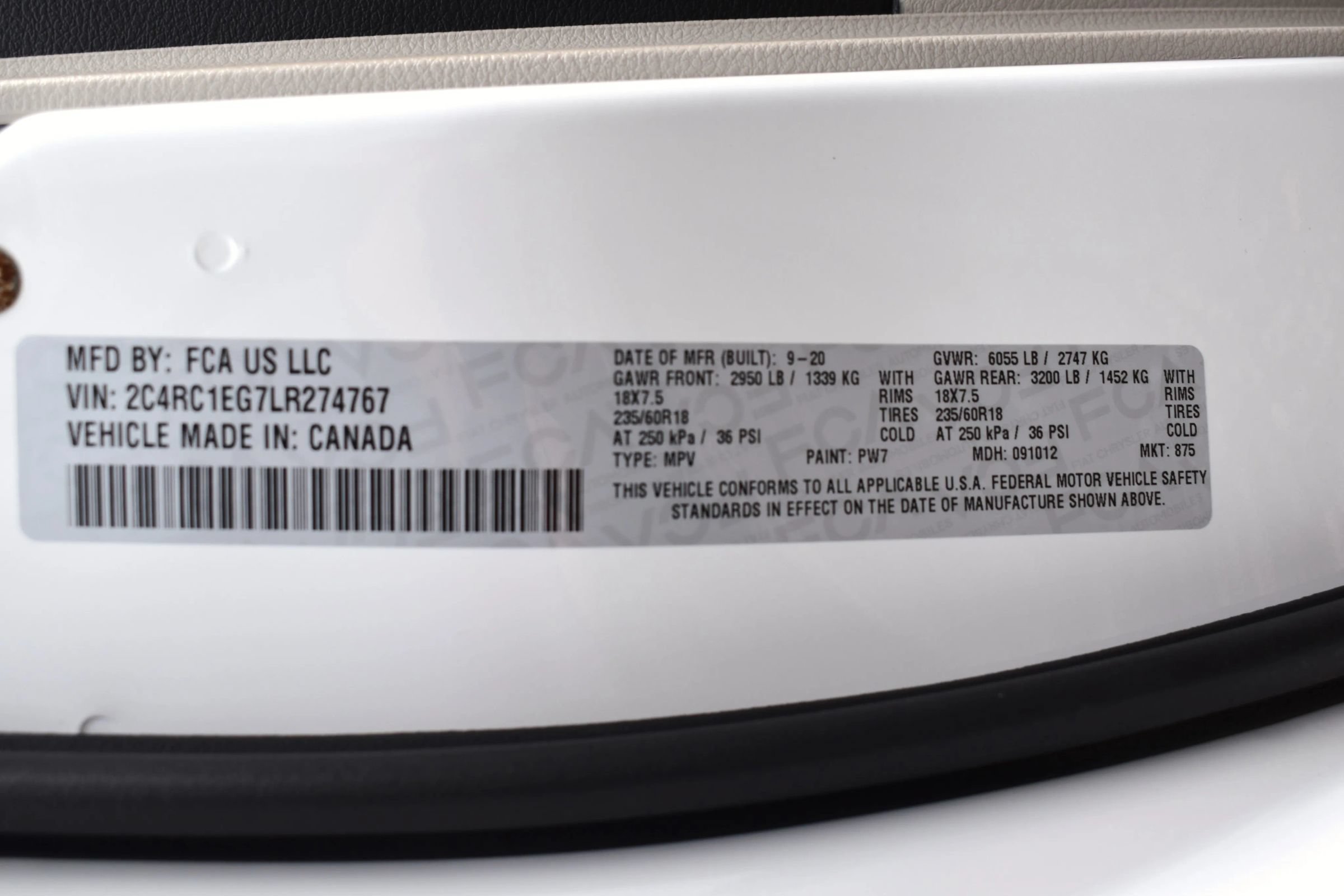 Used 2020 Chrysler Pacifica Touring-L Plus w/ Tire & Wheel Group FWD image 44