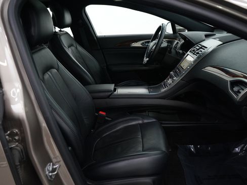 Used 2019 Lincoln MKZ Reserve image 11