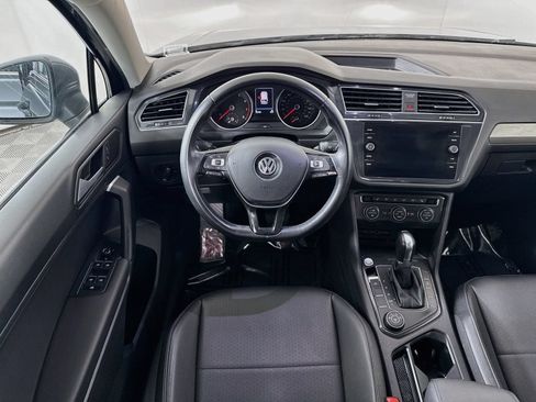 Used 2019 Volkswagen Tiguan SE w/ Panoramic Sunroof Package AWD/4WD image 21