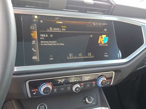 Used 2025 Audi Q3 2.0T Premium w/ Convenience Package image 14