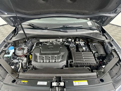 Used 2023 Volkswagen Tiguan SE FWD image 34