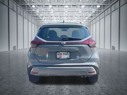Used 2023 Nissan Kicks SV FWD image 9