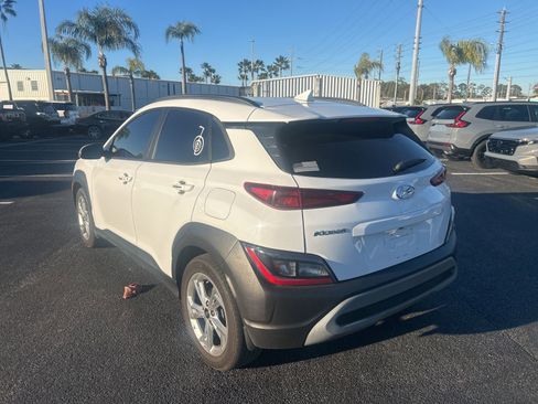 Used 2022 Hyundai Kona SEL w/ Cargo Package image 5
