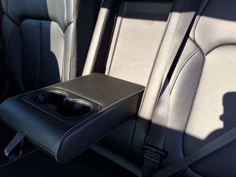 New 2025 Jeep Grand Cherokee Limited image 28