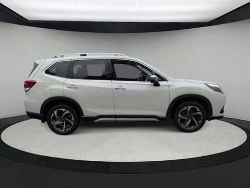 Certified 2023 Subaru Forester Touring w/ Popular Package #2 AWD/4WD image 9