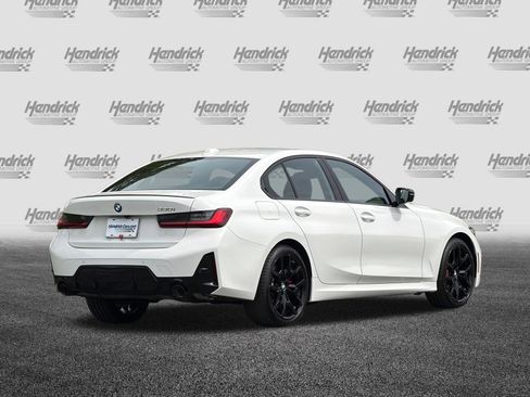 Used 2026 BMW 330i Sedan w/ M Sport Package image 5