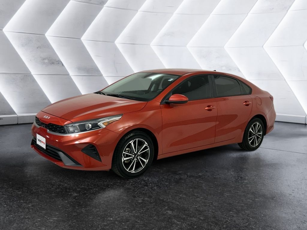 Used 2023 Kia Forte LXS FWD image 3