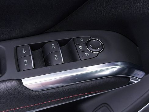 Used 2024 Chevrolet Traverse RS w/ LPO, Floor Liner Package AWD/4WD image 32