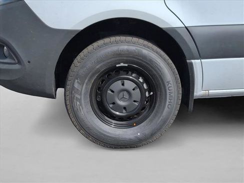 New 2026 Mercedes-Benz Sprinter 2500 image 10