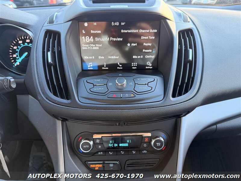 Used 2016 Ford Escape SE w/ Equipment Group 201A AWD/4WD image 15