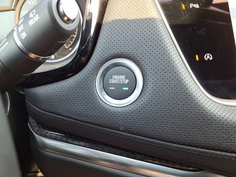 Used 2025 Cadillac XT5 Sportv AWD/4WD image 34
