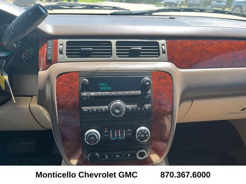Used 2011 Chevrolet Tahoe LS w/ Convenience Package RWD image 19