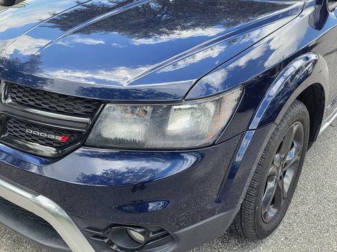 Used 2019 Dodge Journey Crossroad FWD image 6