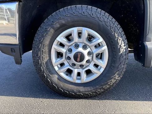 Used 2022 GMC Sierra 2500 SLE w/ Gooseneck/5TH Wheel Package AWD/4WD image 8