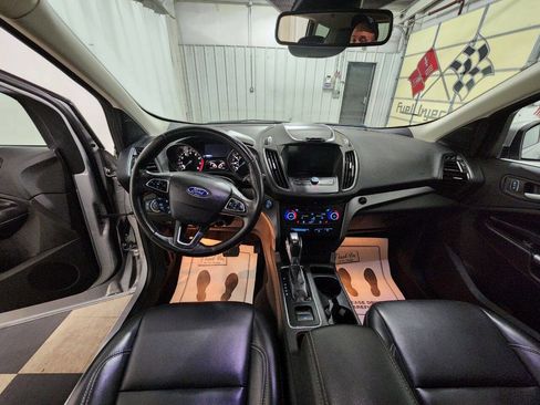 Used 2019 Ford Escape SEL image 37