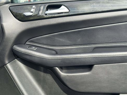 Used 2018 Mercedes-Benz GLE 350 4MATIC image 21