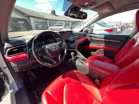 Used 2023 Toyota Camry XSE image 15