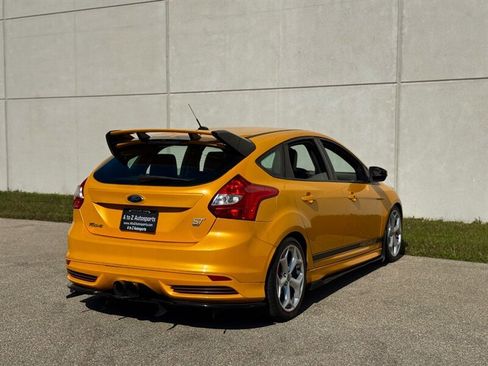 Used 2013 Ford Focus ST FWD image 11