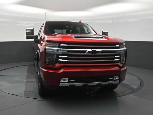 Used 2023 Chevrolet Silverado 2500 High Country AWD/4WD image 3