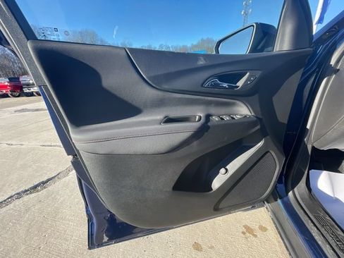 Used 2023 Chevrolet Equinox RS w/ LPO, Floor Liner Package AWD/4WD image 24