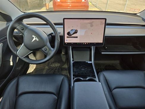 Used 2019 Tesla Model 3 Standard Range Plus RWD image 5