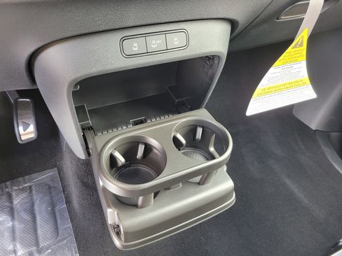 New 2025 Volkswagen ID. Buzz Pro S Plus image 24