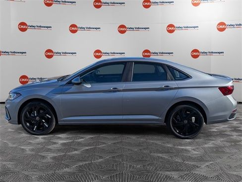 New 2026 Volkswagen Jetta SE image 8