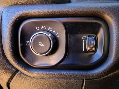 Used 2024 RAM 3500 Tradesman image 35