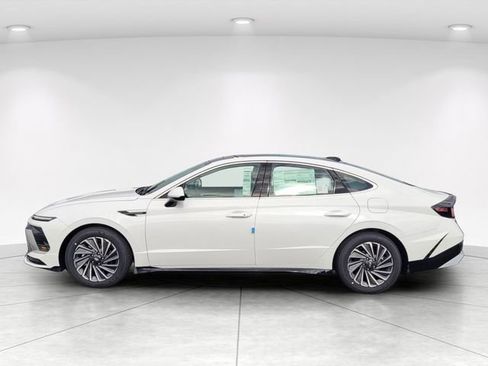 New 2026 Hyundai Sonata SEL FWD image 7