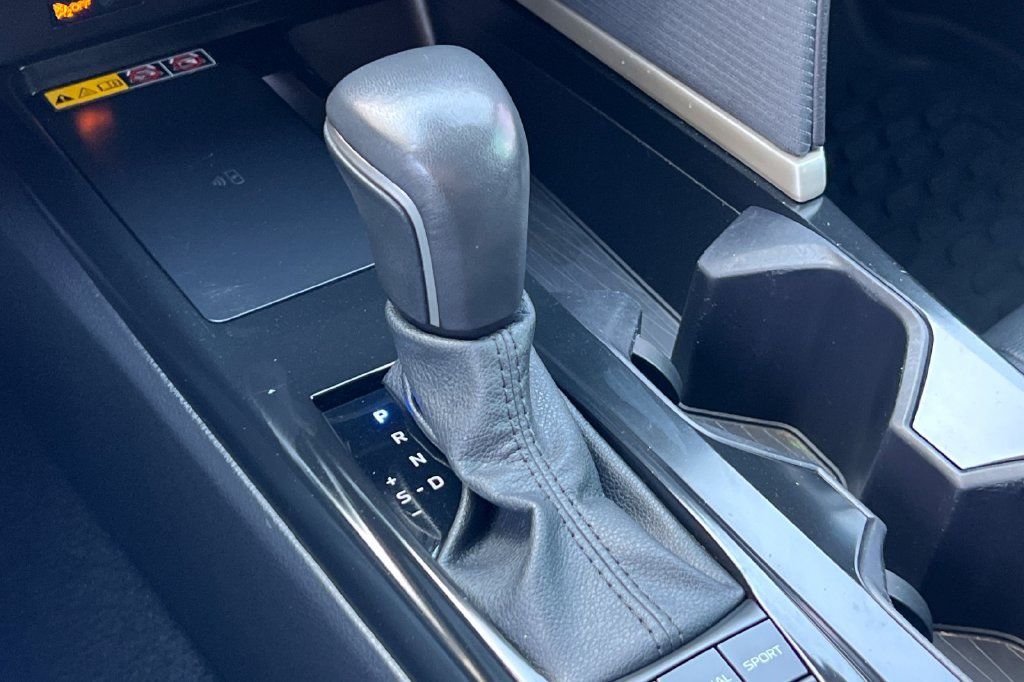 Certified 2025 Toyota Camry SE FWD image 23