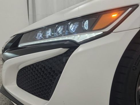 Used 2017 Acura NSX AWD/4WD image 38
