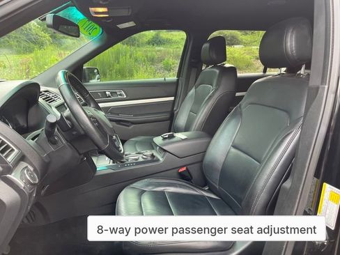 Used 2017 Ford Explorer XLT w/ Equipment Group 202A image 27