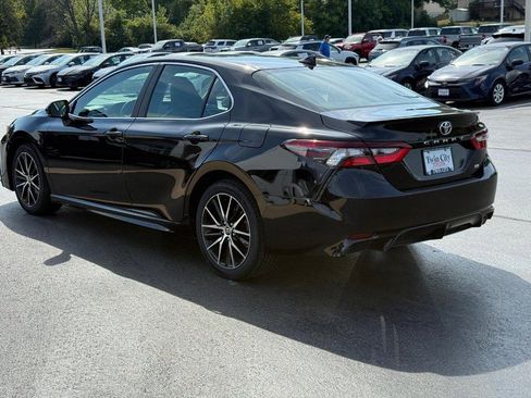 Certified 2023 Toyota Camry SE image 7