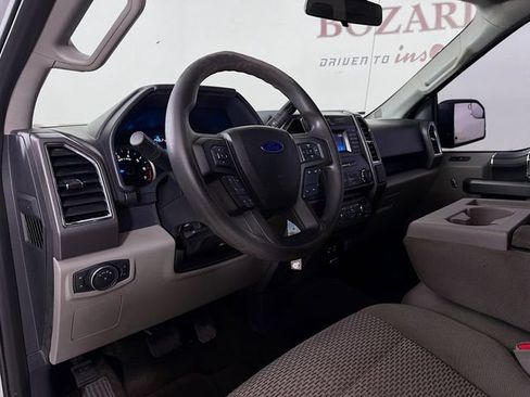 Used 2015 Ford F150 XLT AWD/4WD image 10