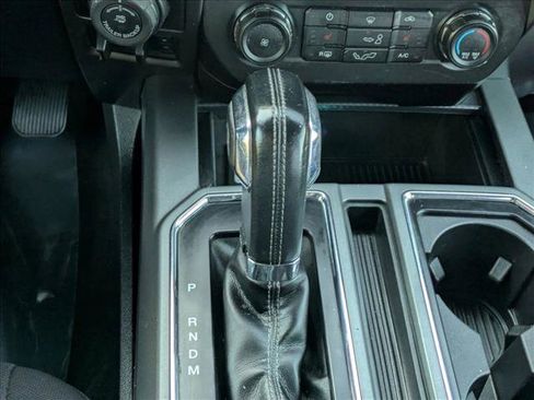 Used 2018 Ford F150 XLT w/ Equipment Group 302A Luxury image 14